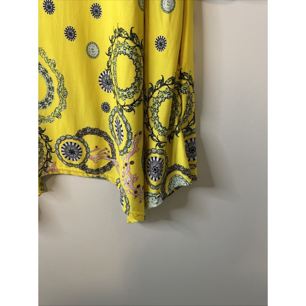 White‎ Mark Women's Large Yellow Medallion Print Pocket Tunic Top Sharkbite Hem - Picture 6 of 12